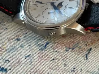 BYTTES Eksklusiv The Riviera (Silver & White) 