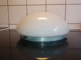 Plafond lampe med fatning og glasskærm