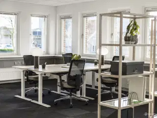 1.710 m² effektivt kontor i Søborgs erhvervskvarter