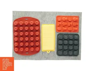 Bageforme 4 stk. (str. 32 x 24 og 20 x 20 og 21 x 15 og 24 x 11cm)