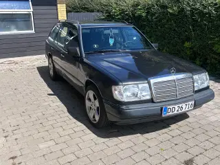 Mercedes Benz 230te 