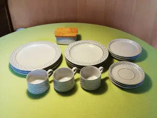 Cordial stentøj kopper, smørskål og tallerkener