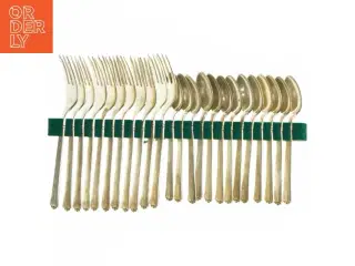 Diplomat sølvplet Sæt med gafler og skeer (11 stk kagegafler. 14 cm. 13 teskeer. 11,5 cm)