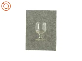Lille glas på fod (str. HØ: 10x6 cm )