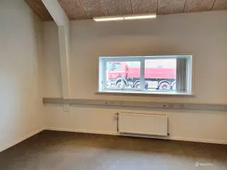 287 kvm lejemål til kontor, klinik m.m.