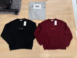 To sweatshirts sælges 