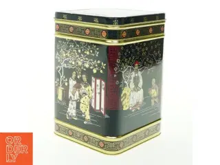 Dekorativ kagedåse med asiatisk motiv (str. H. 21,5 cm. 15 x 15 cm)