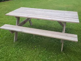 Havebord med bænke