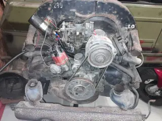 VW motor 1600ccm.