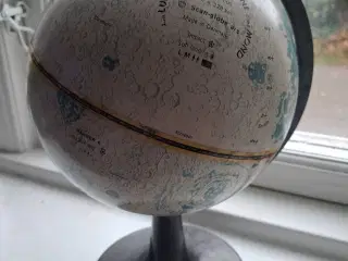 SCAN GLOBE, MÅNEGLOBUS