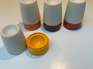 4 stk. Æggebægre fra Tupperware Vintage