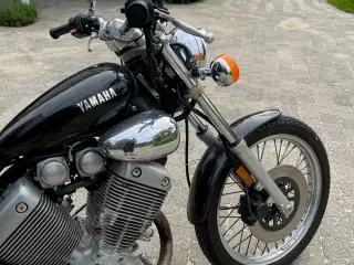 Yamaha xv 535