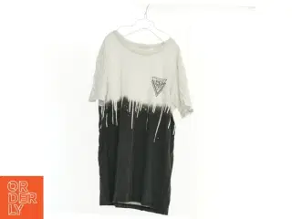 T-Shirt fra H&M (str. 170 cm)