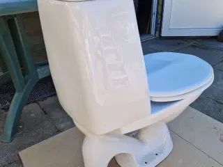 IFØ Toilet med S lås