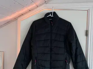 Basecamp jakke med primaloft fyld