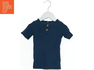 Kortærmet T-shirt med knapper fra Name It (str. 86)
