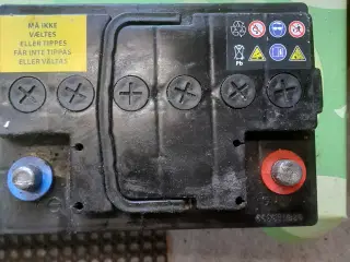 60 AH 12 Volts Batteri 