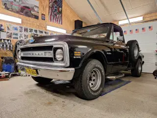 Perfekt restaureret pickup truck