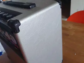 Roland CUBE 40 