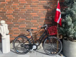 Købt til 4900 kr 24 tommer lækker cykel 
