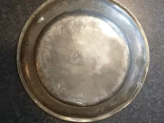Ældre mindre Tin Tallerken