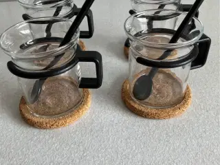 Bodumglas til varme drikke med hank, ske bordskåne