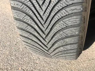 Vinterdæk på alufælge, 205/55/16"