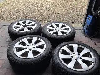 Mercedes alufælge med vinterdæk
