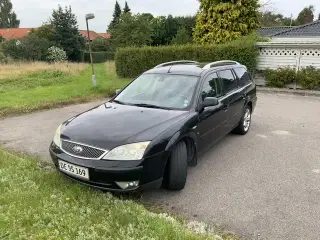 Ford Mondeo st. car