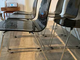 Dan - Form spisebordstole 