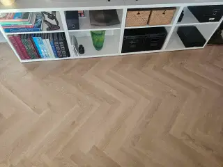 2 Ikea reoler