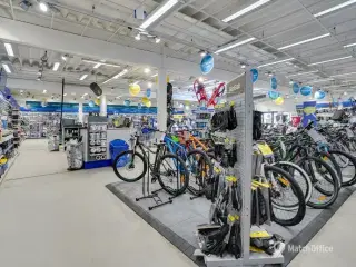 Butikslejemål i attraktivt område lige ved siden af Kolding Storcenter
