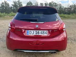Peugeot 208 GTI