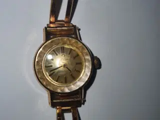 Omega dameur .