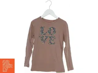 Langærmet T-shirt med &#39;LOVE&#39; tryk fra Bakito (str. 128)