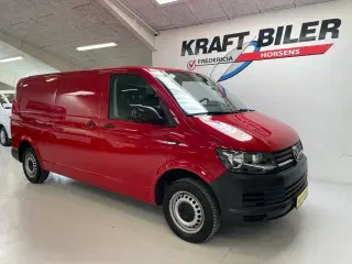 VW Transporter 2,0 TDi 102 Kassevogn kort