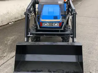 Traktor - Iseki TU175F / 22 hk