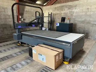 CNC fræser Acctek AKM1325