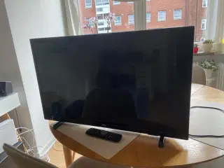 Philips 32” TV 