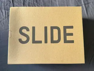 Yeezy slides Granit Str. 43