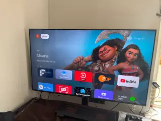 TCL 55″ 4K QLED Smart-TV, næsten nyt