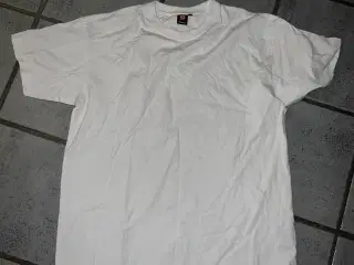 Hvid t-shirt