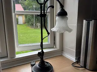 Antik fransk bordlampe