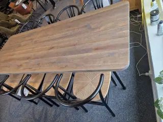 Nyt stort plankebord 40 mm massivt egetræ 