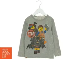 Langærmet t-shirt med LEGO motiv fra H&M (str. 116 cm)