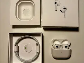 AirPods 3