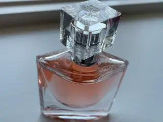 Lancome parfume sælges!