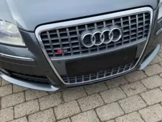 Audi S8 Quattro 