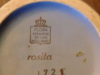 vase fra. flora keramiek gouda holland