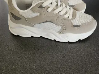 Nye hvide Ohio mesh sneakers 